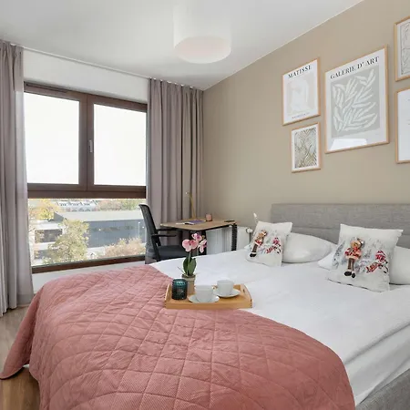 Aleja Kijowska Modern With Balcony And Parking By Renters *