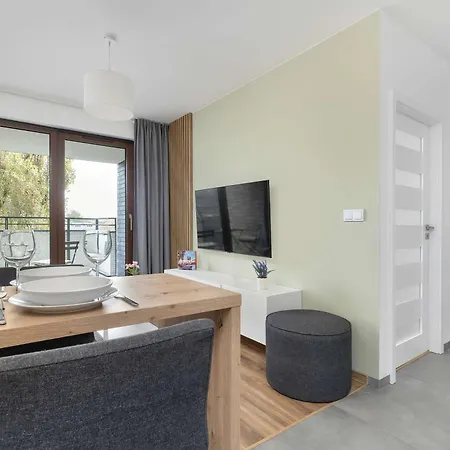 Aleja Kijowska Modern With Balcony And Parking By Renters *