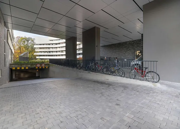 Aleja Kijowska Modern With Balcony&parking By Renters