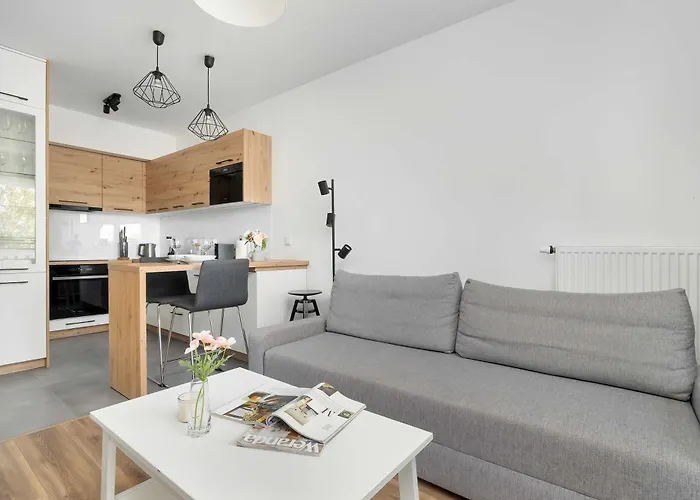 Aleja Kijowska Modern With Balcony&parking By Renters