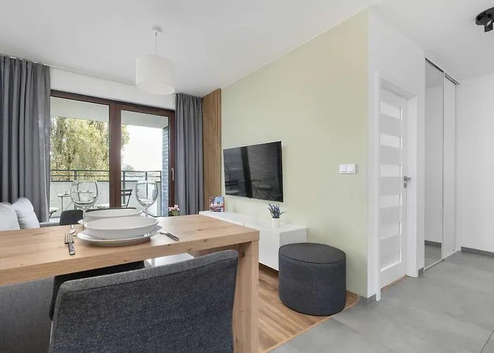 Aleja Kijowska Modern With Balcony&parking By Renters *