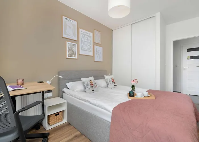 Aleja Kijowska Modern With Balcony&parking By Renters Apartamento Cracóvia