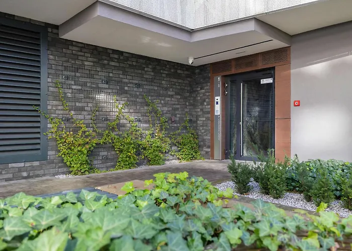 Apartamento Aleja Kijowska Modern With Balcony&parking By Renters *