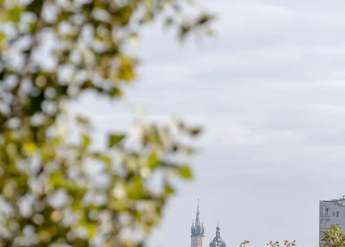 Aleja Kijowska Modern With Balcony&parking By Renters Cracóvia