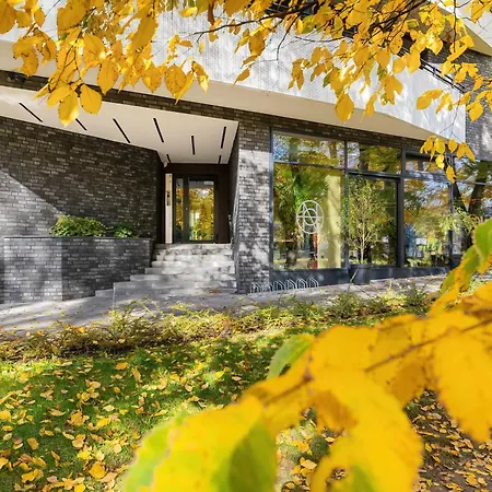 Apartment Aleja Kijowska Modern With Balcony And Parking By Renters Krakow
